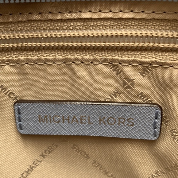 MICHAEL KORS LARGE CHAIN SHOULDER TOTE PALE BLUE COLOR - Picture 7 of 16